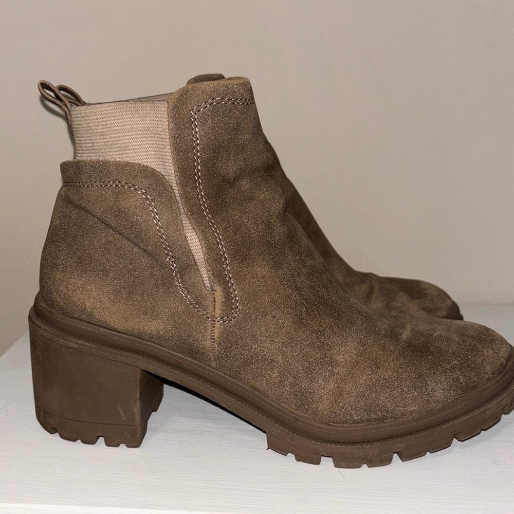 jellypop Booties size 9.5